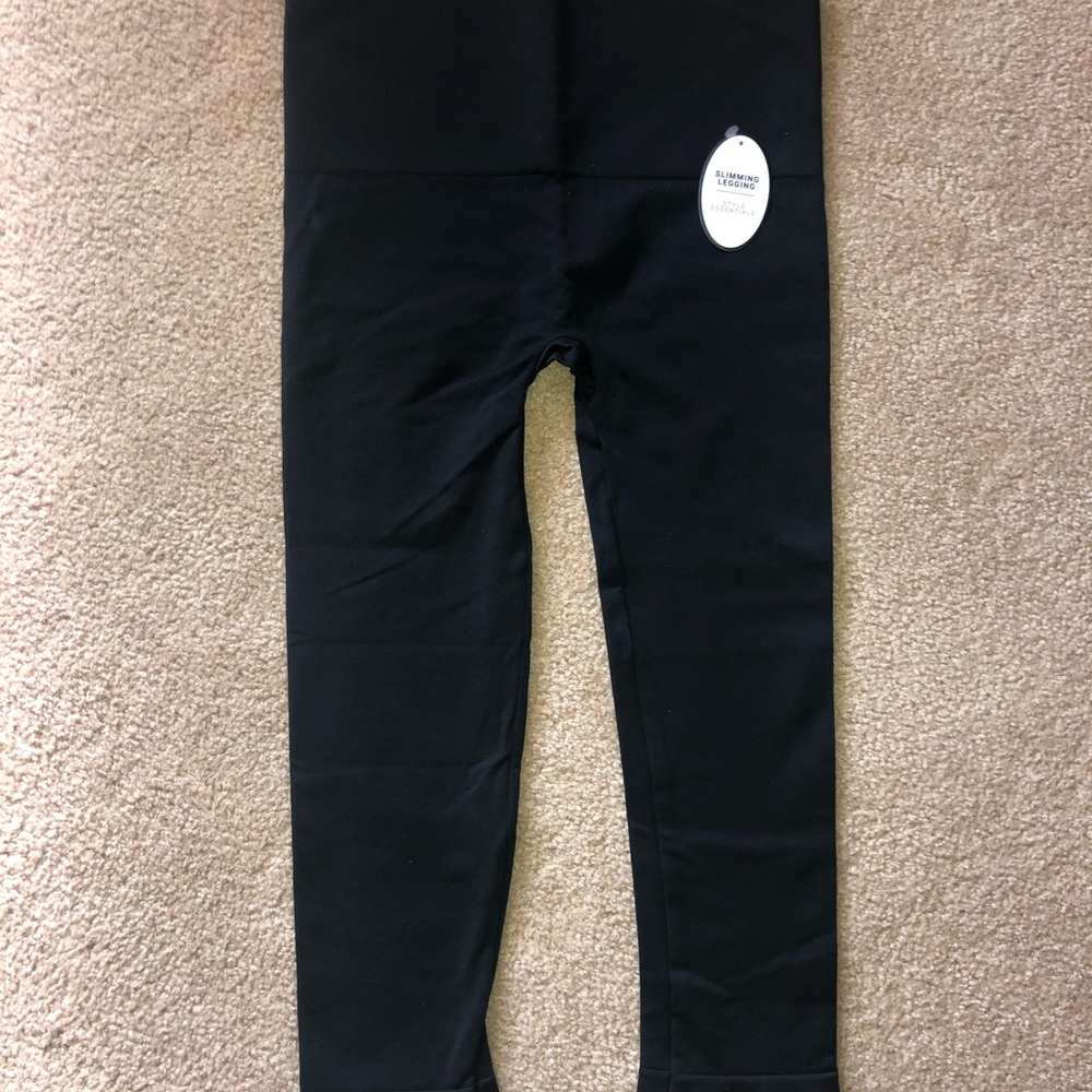 Slimming Crop Leggings